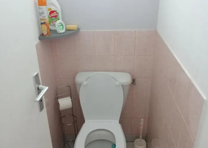 Maison De La Douce *