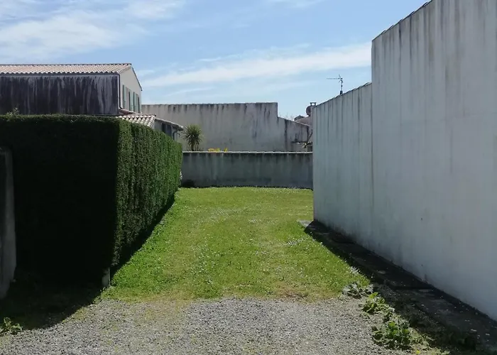 Maison De La Douce Holiday home *